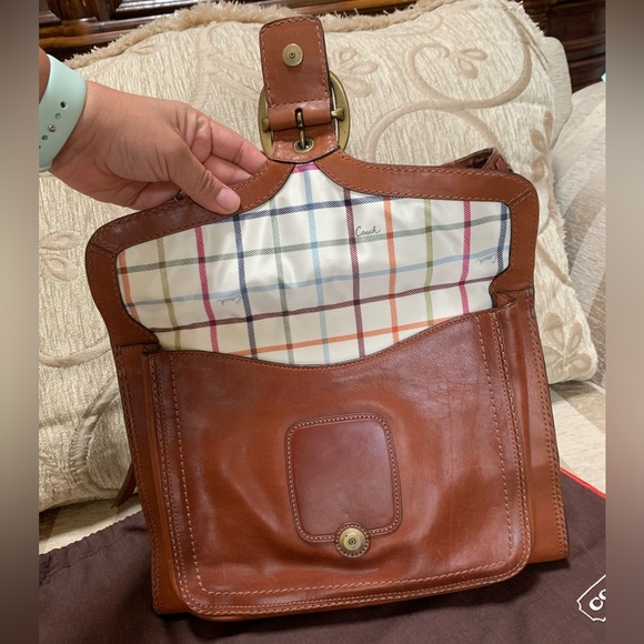 Coach Large Bleecker Burnished Leather British Tan Shoulder Bag - Picture 4 of 16